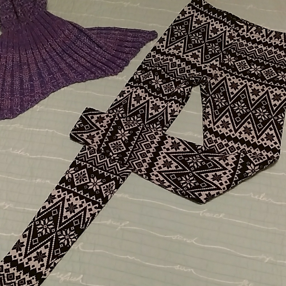 Fleece lined leggings.